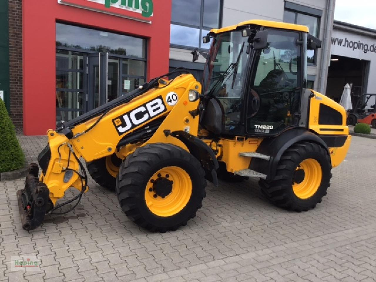 JCB TM 220 - Kolový nakladač: obrázek 2 JCB TM 220 - Kolový nakladač: obrázek 2