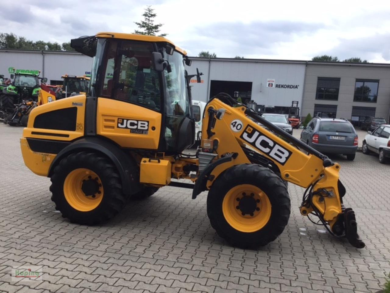 JCB TM 220 - Kolový nakladač: obrázek 4 JCB TM 220 - Kolový nakladač: obrázek 4