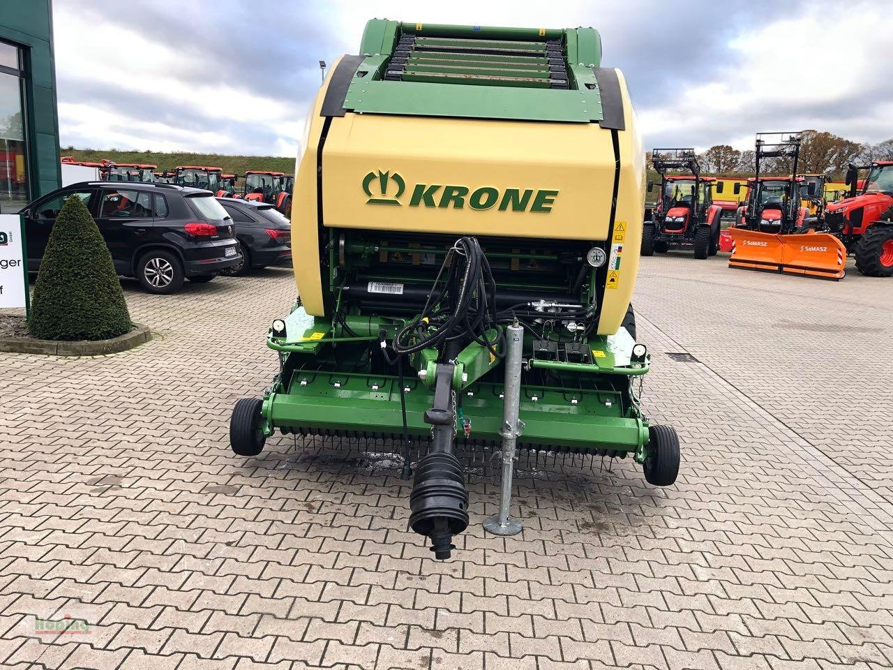 Krone Comprima V 150 XC - Lis na válcové balíky: obrázek 2 Krone Comprima V 150 XC - Lis na válcové balíky: obrázek 2
