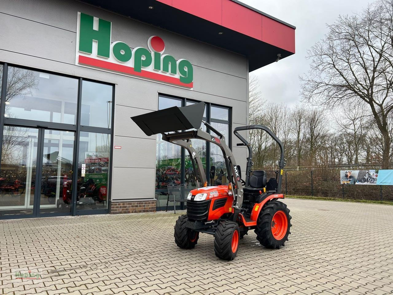 Kubota B1 181 - Komunální traktor: obrázek 1 Kubota B1 181 - Komunální traktor: obrázek 1