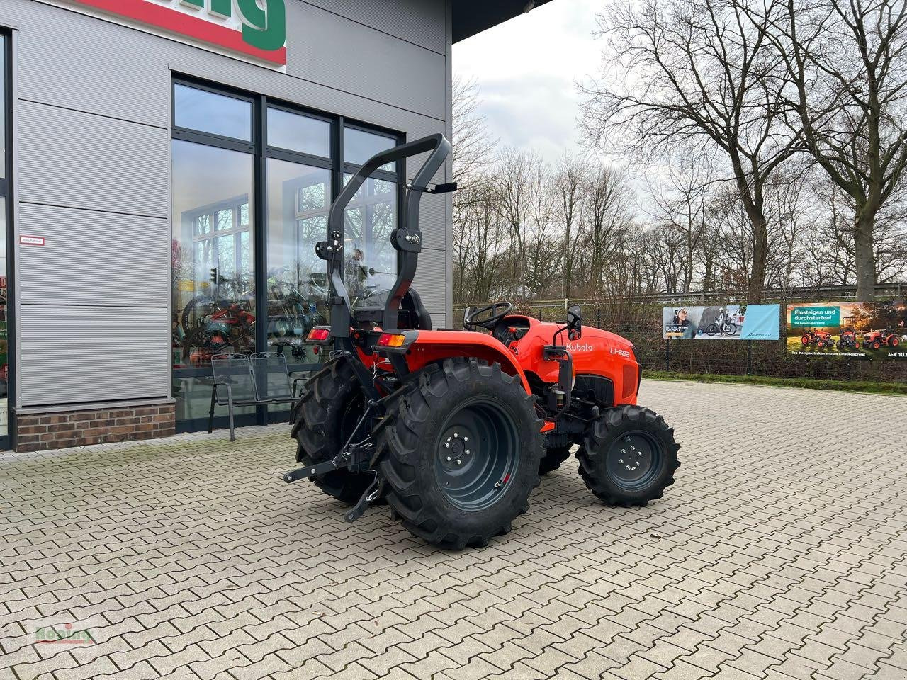 Kubota L1-382 DW - Komunální traktor: obrázek 5 Kubota L1-382 DW - Komunální traktor: obrázek 5