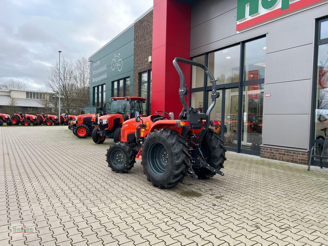 Kubota L1-382 DW - Komunální traktor: obrázek 3 Kubota L1-382 DW - Komunální traktor: obrázek 3