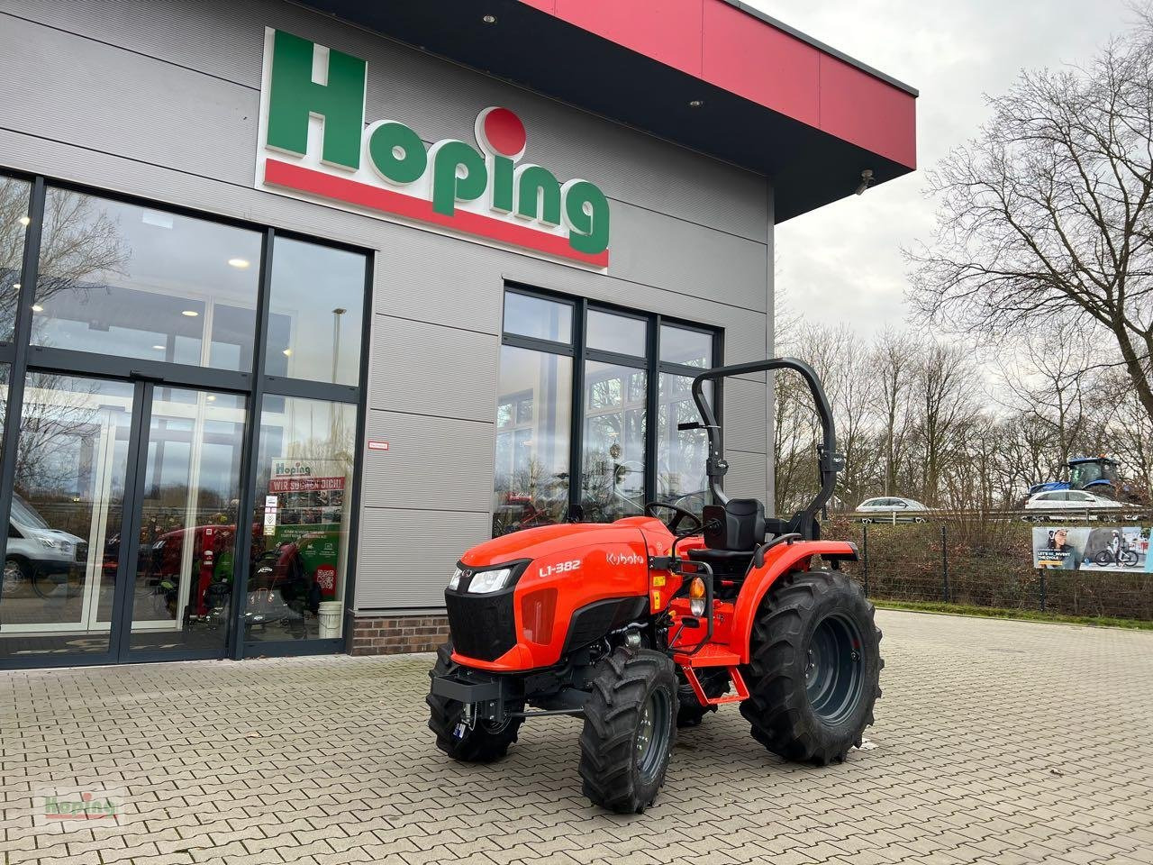 Kubota L1-382 DW - Komunální traktor: obrázek 1 Kubota L1-382 DW - Komunální traktor: obrázek 1