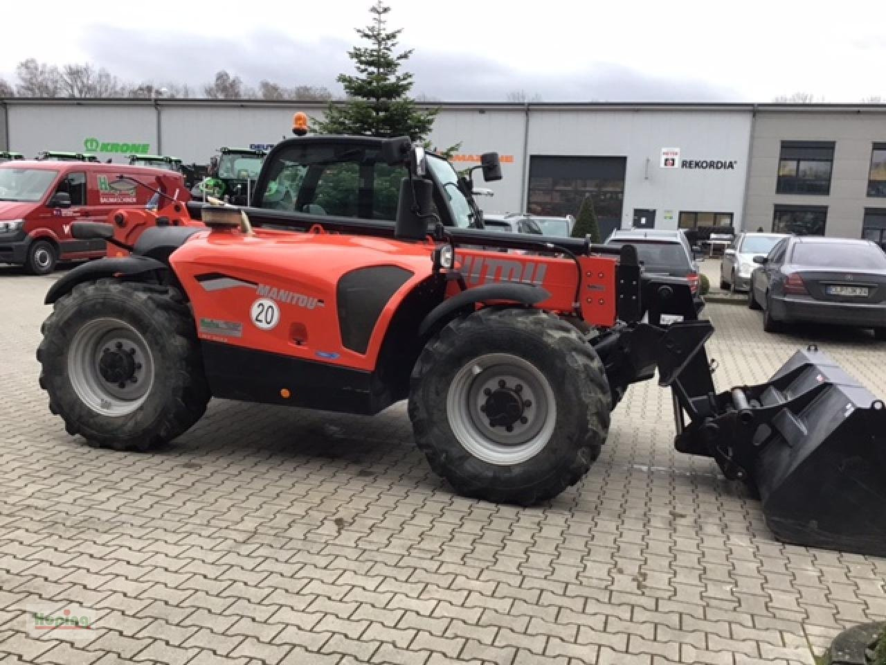 Manitou MT 1033 - Teleskopický manipulátor: obrázek 4 Manitou MT 1033 - Teleskopický manipulátor: obrázek 4