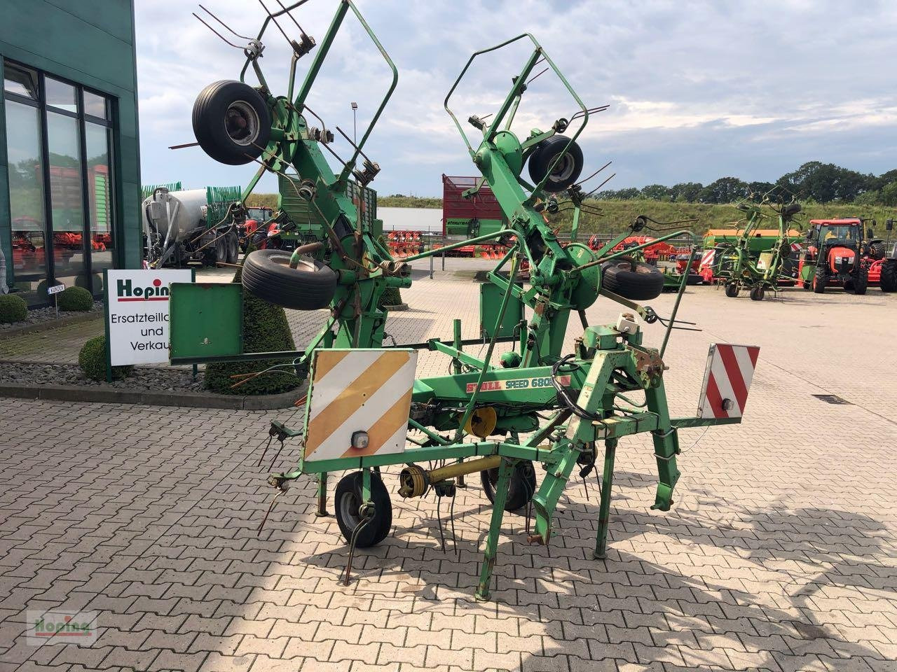 Stoll Speed 680 Hydro - Obraceč/ Shrnovač: obrázek 3 Stoll Speed 680 Hydro - Obraceč/ Shrnovač: obrázek 3