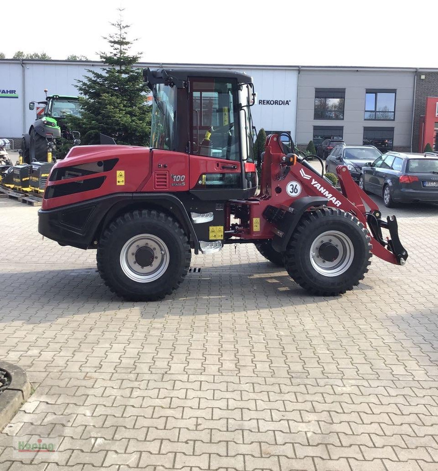 Yanmar V100 Advanc 36km/h - Kolový nakladač: obrázek 3 Yanmar V100 Advanc 36km/h - Kolový nakladač: obrázek 3