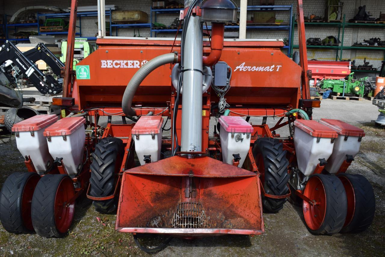 Becker AEROMAT T6Z - Přesný secí stroj: obrázek 3 Becker AEROMAT T6Z - Přesný secí stroj: obrázek 3