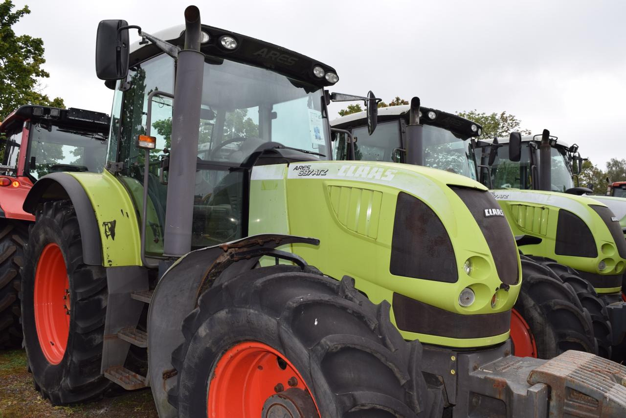 CLAAS Ares 697 ATZ - Traktor: obrázek 1 CLAAS Ares 697 ATZ - Traktor: obrázek 1