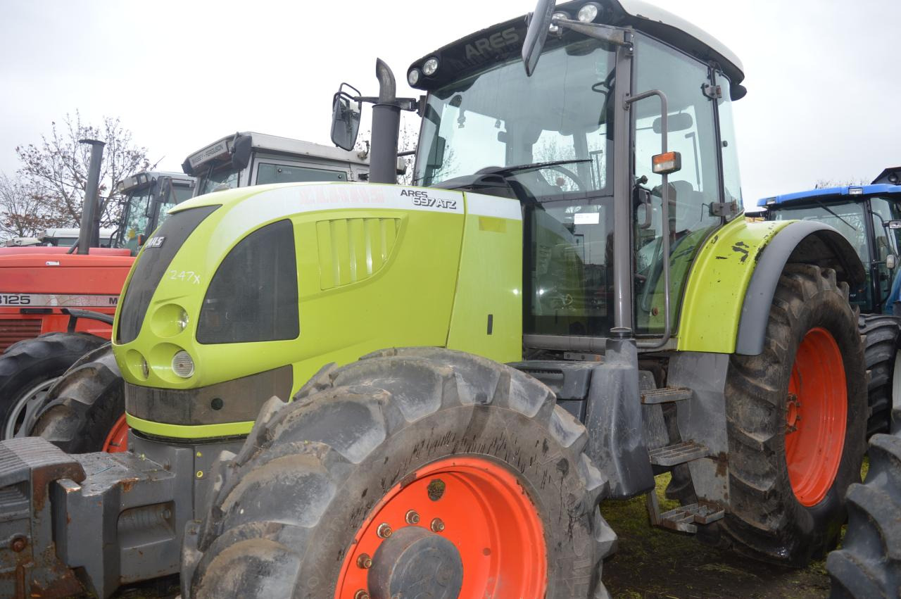 CLAAS Ares 697 ATZ - Traktor: obrázek 2 CLAAS Ares 697 ATZ - Traktor: obrázek 2