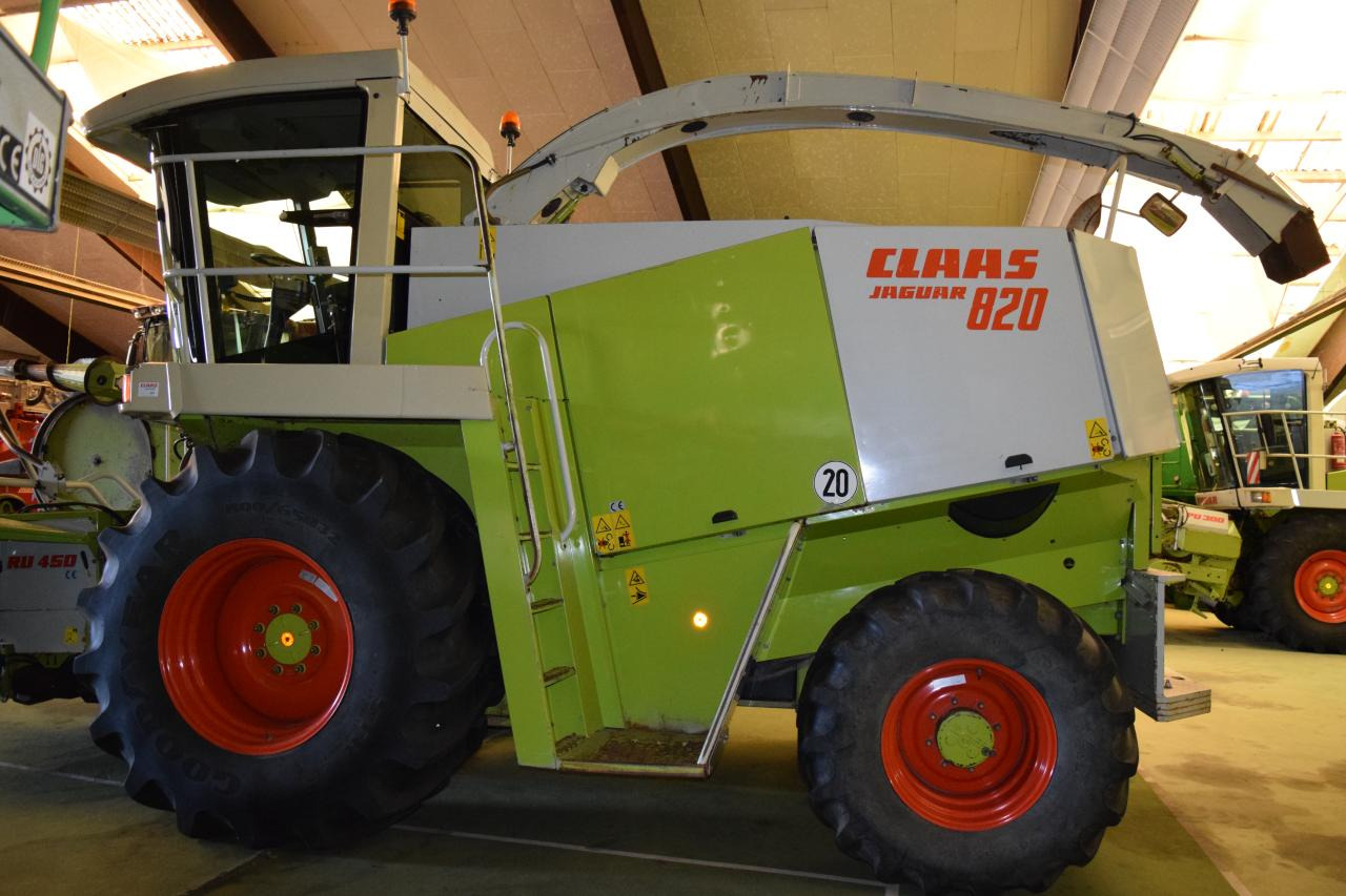 CLAAS Jaguar 820 - Sklízecí řezačka: obrázek 2 CLAAS Jaguar 820 - Sklízecí řezačka: obrázek 2
