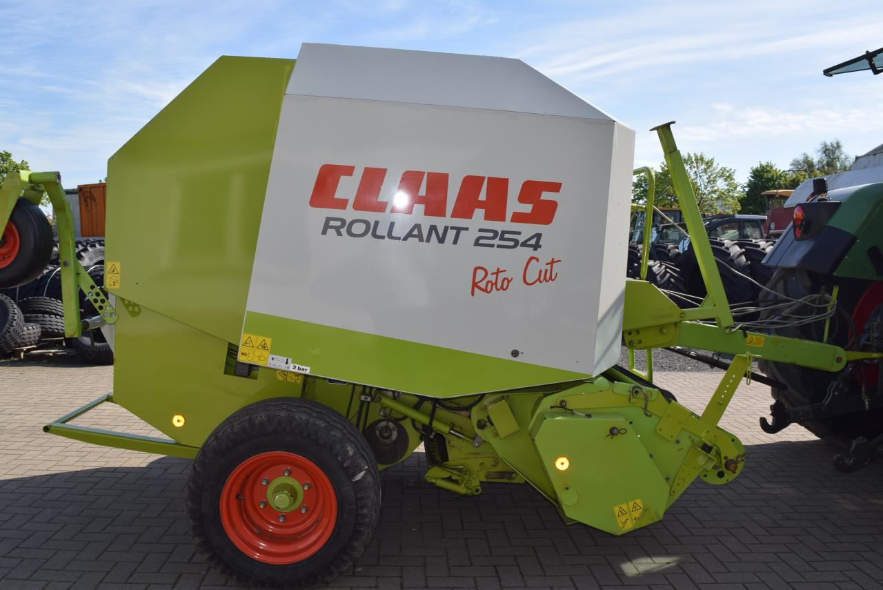 CLAAS Rollant 254 RC - Lis na válcové balíky: obrázek 2 CLAAS Rollant 254 RC - Lis na válcové balíky: obrázek 2