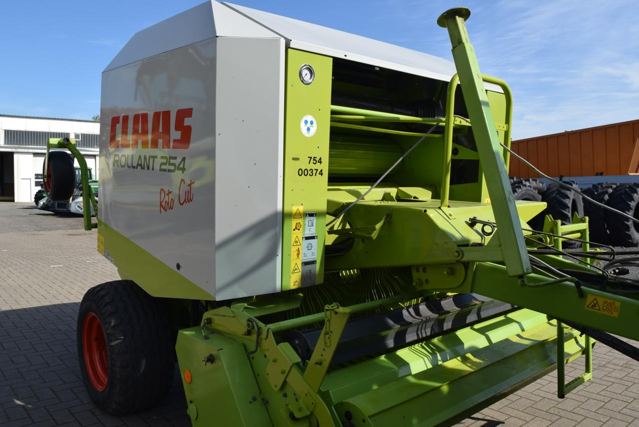 CLAAS Rollant 254 RC - Lis na válcové balíky: obrázek 3 CLAAS Rollant 254 RC - Lis na válcové balíky: obrázek 3