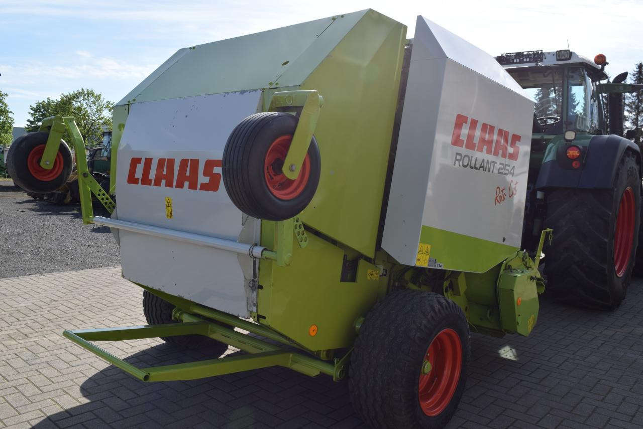 CLAAS Rollant 254 RC - Lis na válcové balíky: obrázek 4 CLAAS Rollant 254 RC - Lis na válcové balíky: obrázek 4