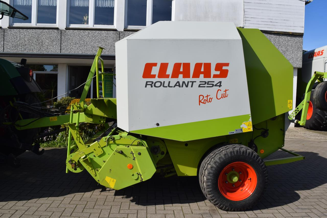CLAAS Rollant 254 RC - Lis na válcové balíky: obrázek 1 CLAAS Rollant 254 RC - Lis na válcové balíky: obrázek 1