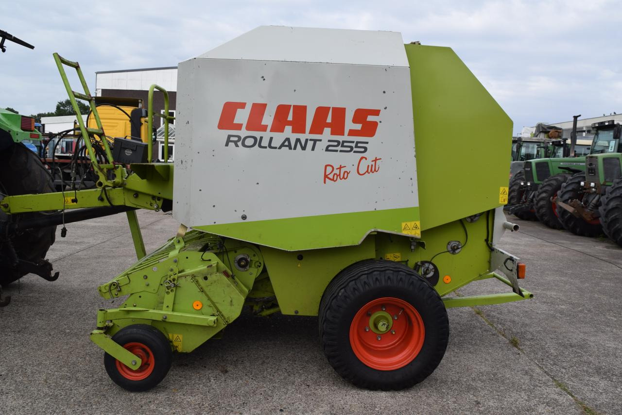 CLAAS Rollant 255 RC - Lis na válcové balíky: obrázek 1 CLAAS Rollant 255 RC - Lis na válcové balíky: obrázek 1