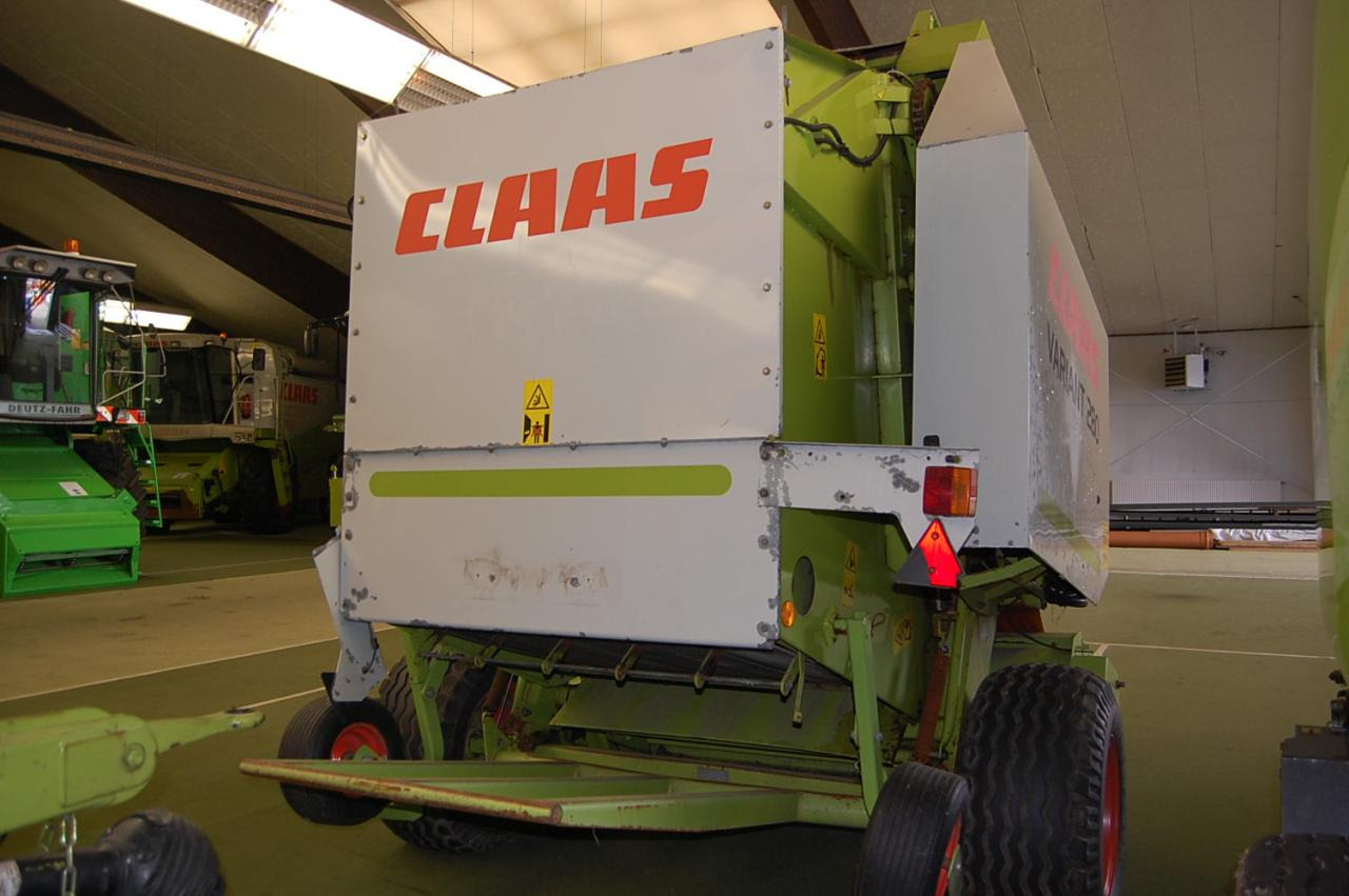 CLAAS Variant 280 - Lis na válcové balíky: obrázek 3 CLAAS Variant 280 - Lis na válcové balíky: obrázek 3