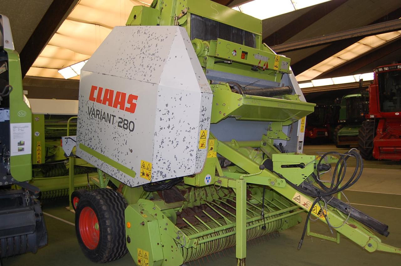 CLAAS Variant 280 - Lis na válcové balíky: obrázek 2 CLAAS Variant 280 - Lis na válcové balíky: obrázek 2
