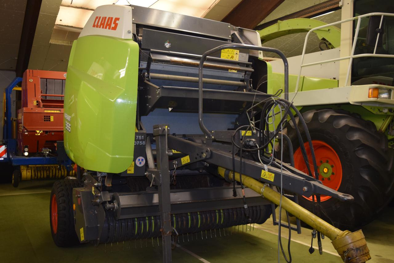 CLAAS Variant 365 RotoCut - Lis na válcové balíky: obrázek 2 CLAAS Variant 365 RotoCut - Lis na válcové balíky: obrázek 2