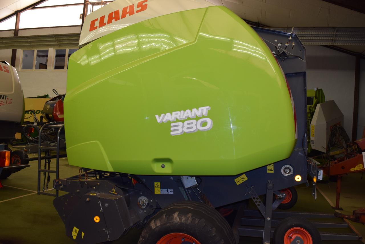 CLAAS Variant 380 RC - Lis na válcové balíky: obrázek 3 CLAAS Variant 380 RC - Lis na válcové balíky: obrázek 3