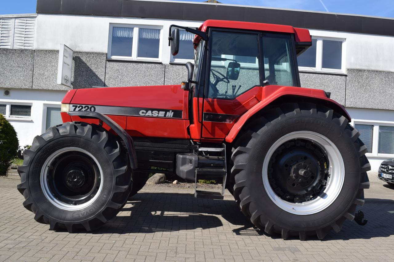 Case-IH 7220 Magnum - Traktor: obrázek 3 Case-IH 7220 Magnum - Traktor: obrázek 3