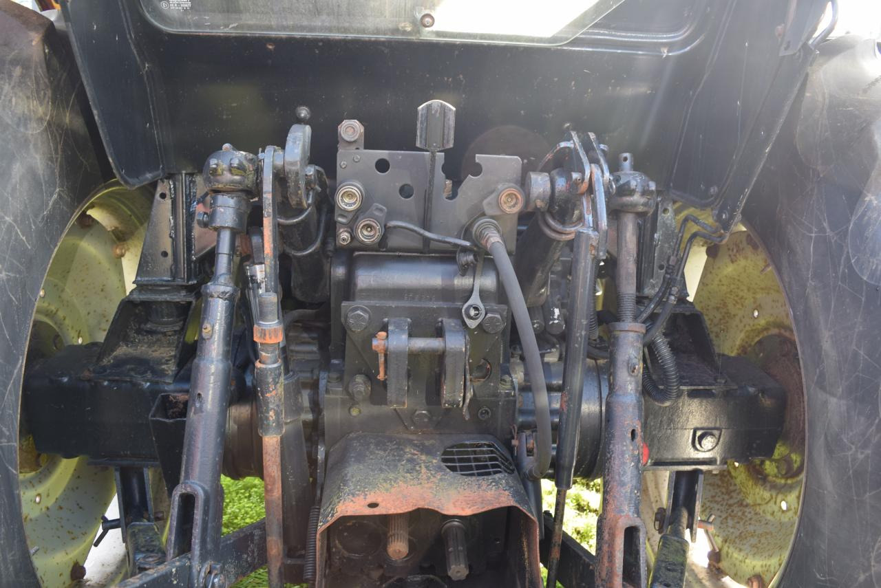 Case-IH 844 XLN - Traktor: obrázek 5 Case-IH 844 XLN - Traktor: obrázek 5