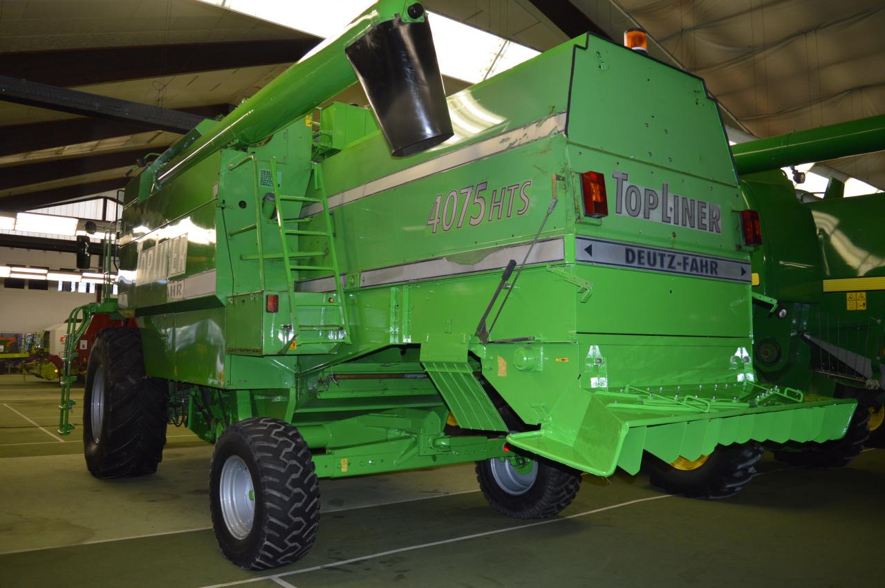 Deutz-Fahr 4075 HTS TopL. - Sklízecí mlátička: obrázek 3 Deutz-Fahr 4075 HTS TopL. - Sklízecí mlátička: obrázek 3