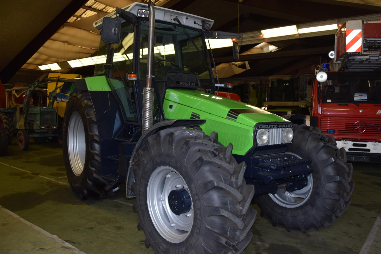 Deutz-Fahr Agrostar 6.08 - Traktor: obrázek 2 Deutz-Fahr Agrostar 6.08 - Traktor: obrázek 2