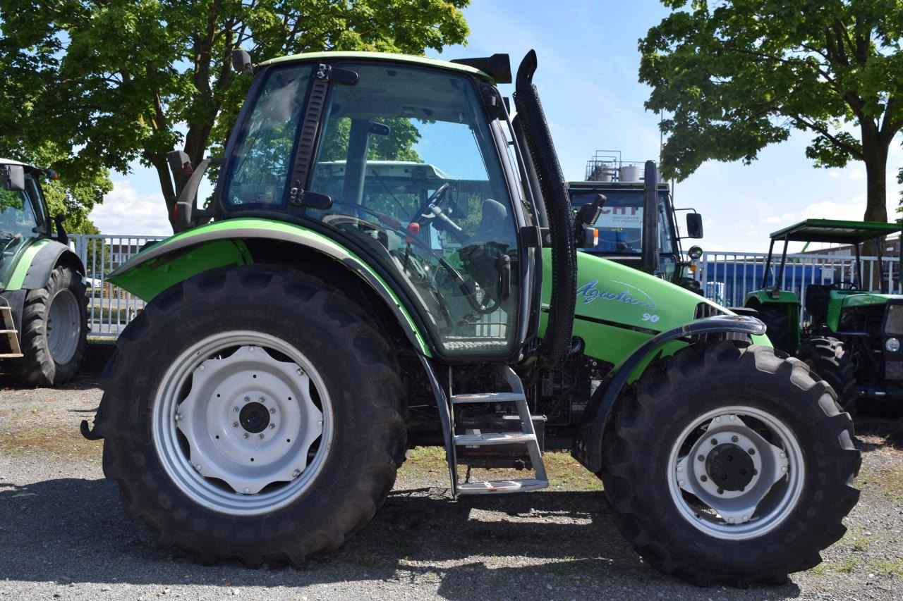 Deutz-Fahr Agrotron 90 - Traktor: obrázek 2 Deutz-Fahr Agrotron 90 - Traktor: obrázek 2