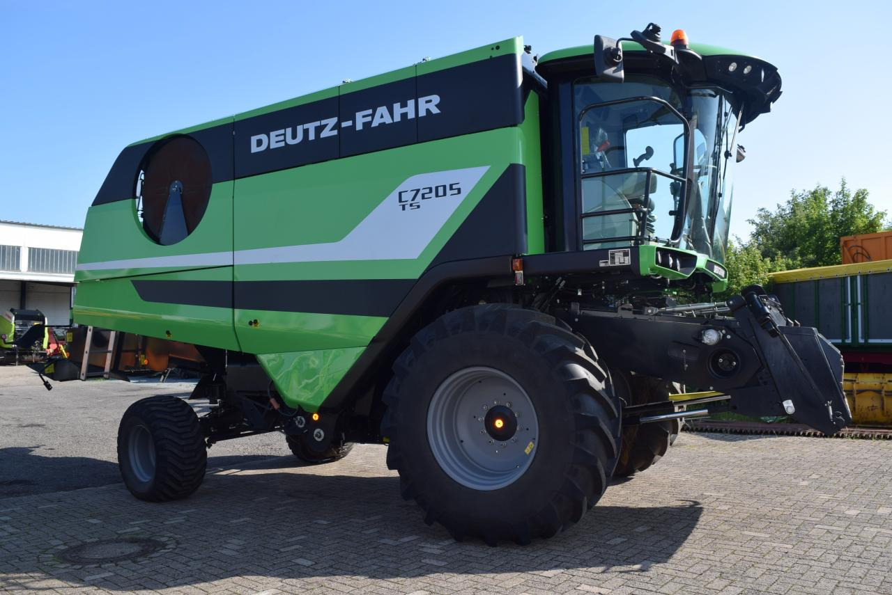 Deutz-Fahr C 7205 TS - Sklízecí mlátička: obrázek 3 Deutz-Fahr C 7205 TS - Sklízecí mlátička: obrázek 3