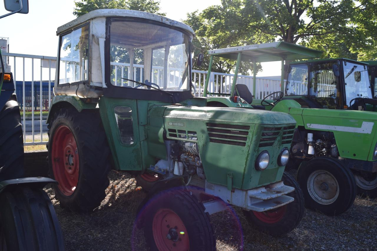 Deutz-Fahr D4006 - Traktor: obrázek 2 Deutz-Fahr D4006 - Traktor: obrázek 2