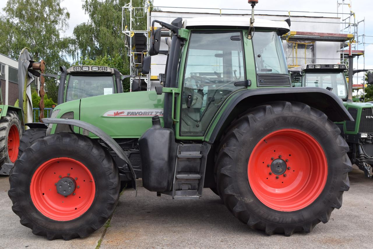Fendt 714 Vario - Traktor: obrázek 1 Fendt 714 Vario - Traktor: obrázek 1