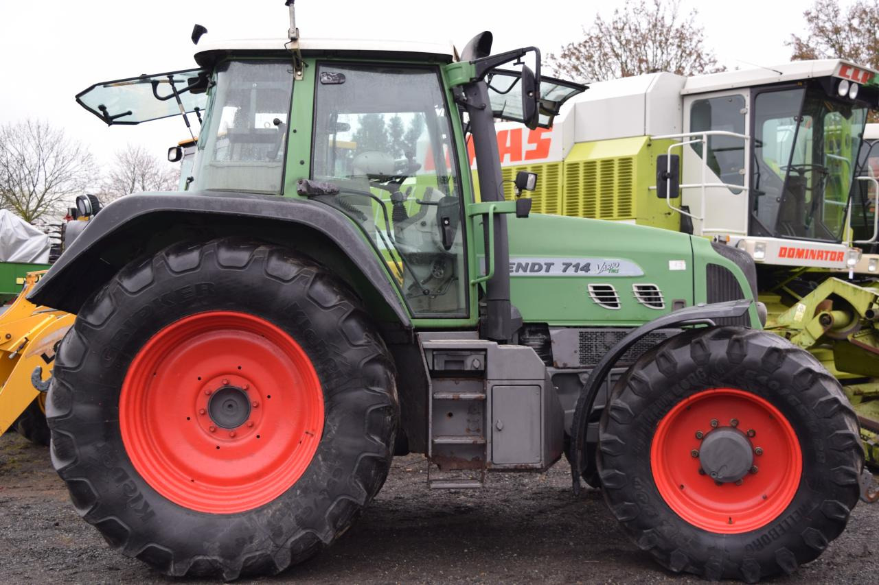 Fendt 714 Vario TMS - Traktor: obrázek 3 Fendt 714 Vario TMS - Traktor: obrázek 3