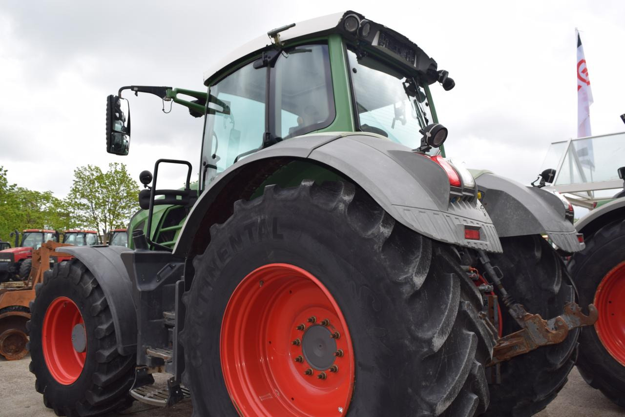 Fendt 826 Vario SCR ProfiPlus - Traktor: obrázek 5 Fendt 826 Vario SCR ProfiPlus - Traktor: obrázek 5