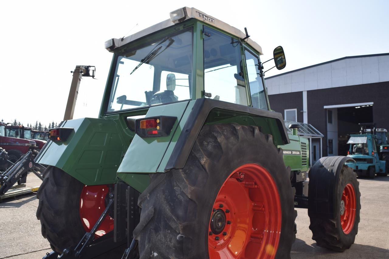 Fendt Farmer 311 LSA - Traktor: obrázek 5 Fendt Farmer 311 LSA - Traktor: obrázek 5