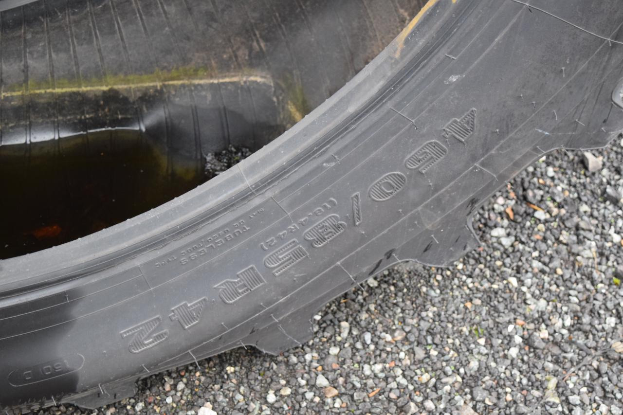 Firestone 460/85R42 - Pneumatiky: obrázek 2 Firestone 460/85R42 - Pneumatiky: obrázek 2