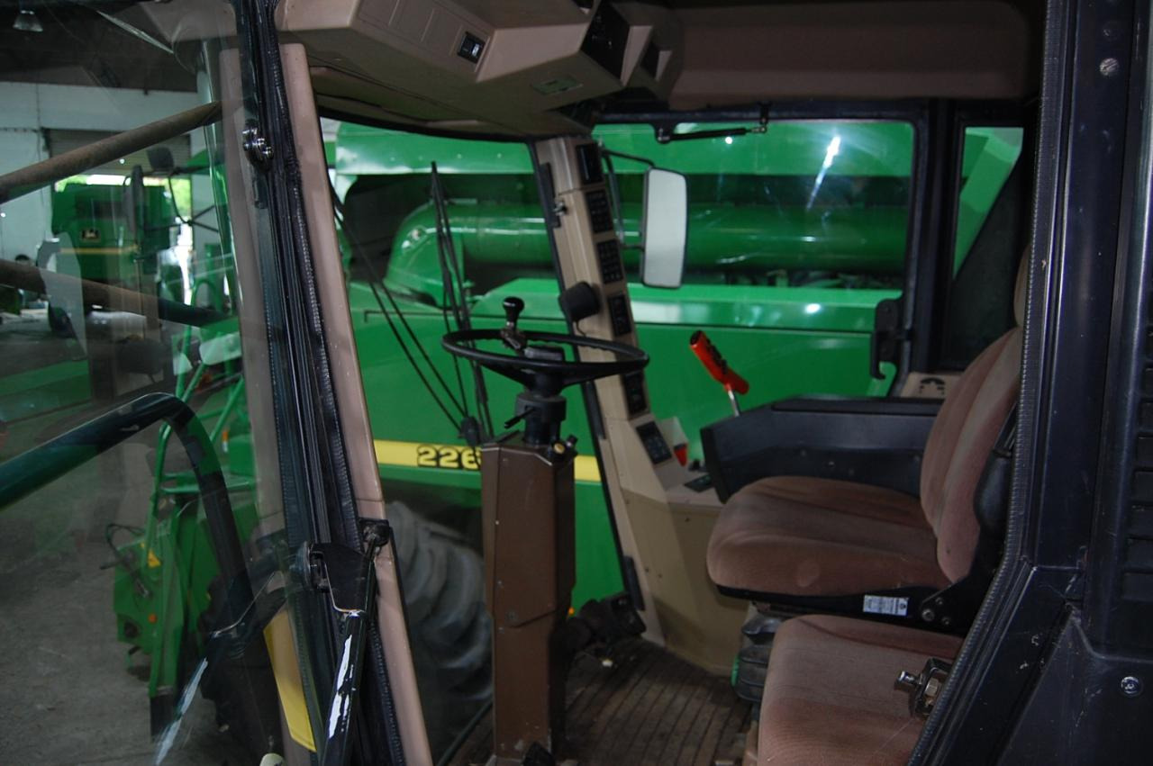 John Deere 2066 - Sklízecí mlátička: obrázek 5 John Deere 2066 - Sklízecí mlátička: obrázek 5