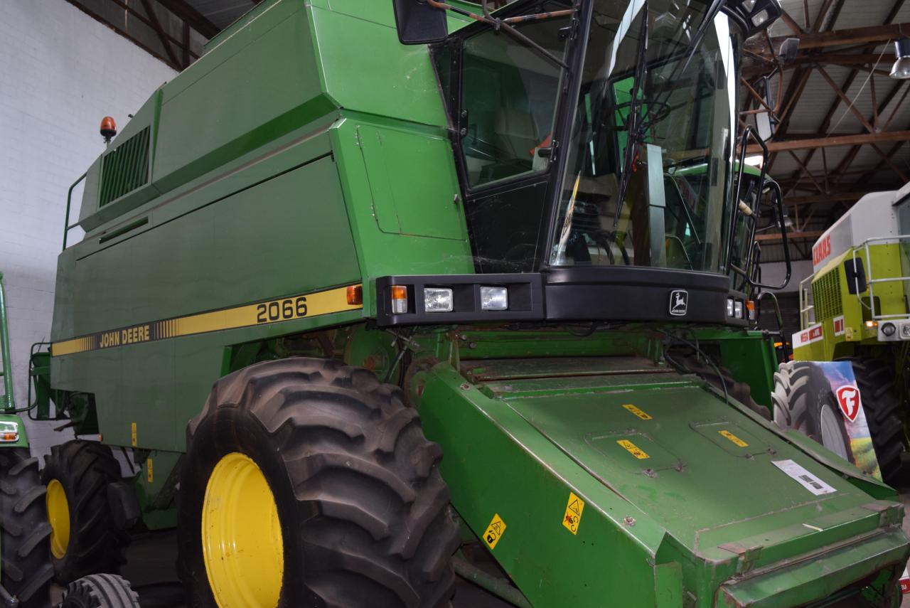 John Deere 2066 - Sklízecí mlátička: obrázek 2 John Deere 2066 - Sklízecí mlátička: obrázek 2