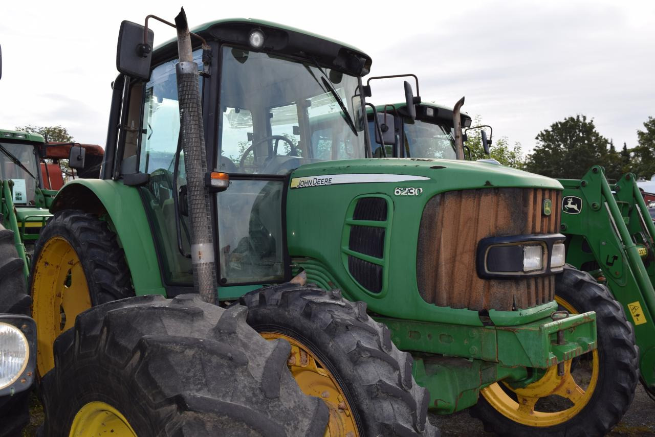 John Deere 6230 - Traktor: obrázek 2 John Deere 6230 - Traktor: obrázek 2