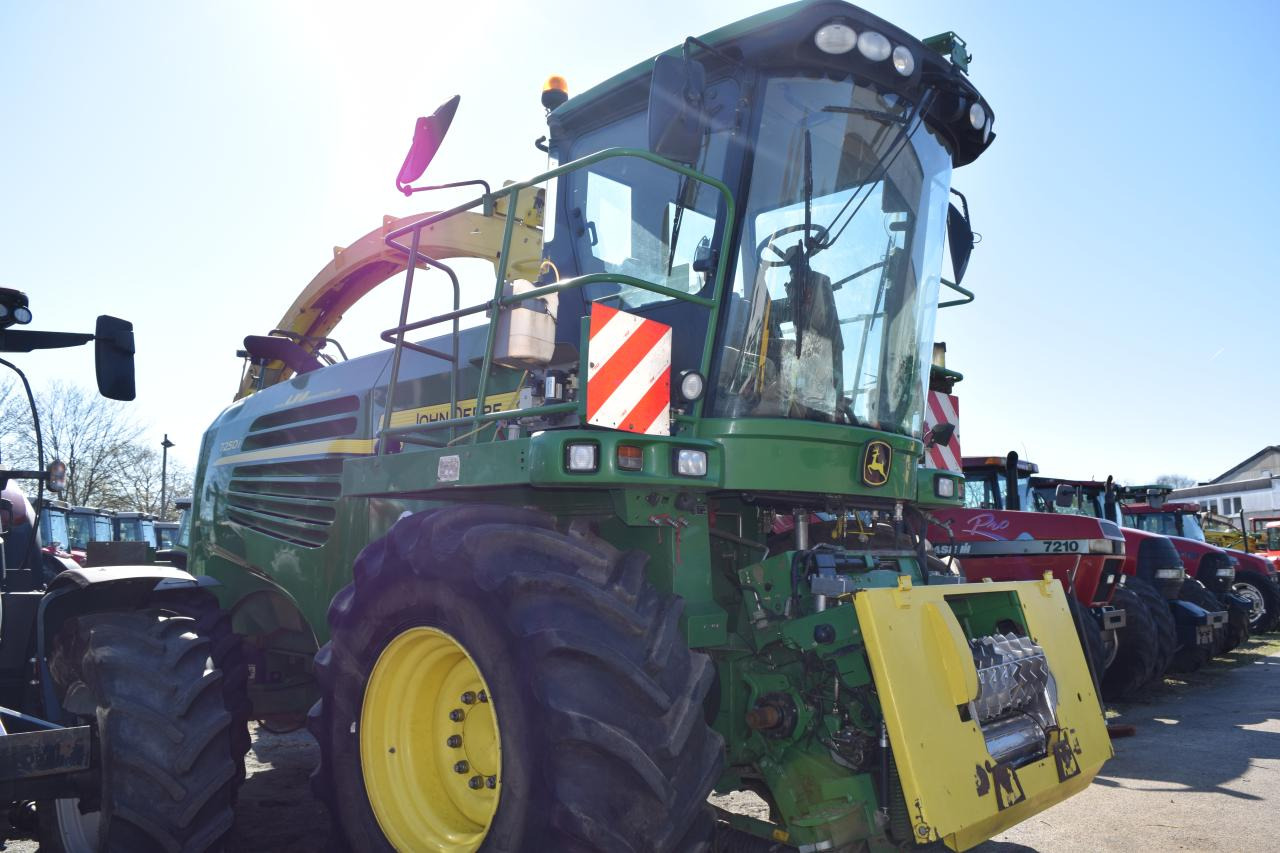 John Deere 7250 i - Sklízecí řezačka: obrázek 3 John Deere 7250 i - Sklízecí řezačka: obrázek 3