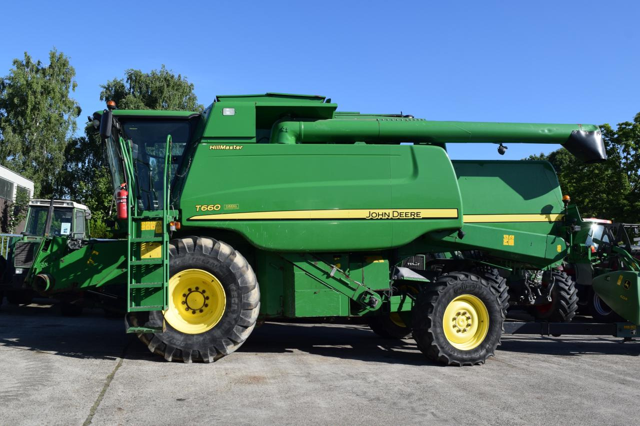 John Deere T 660 HM - Sklízecí mlátička: obrázek 1 John Deere T 660 HM - Sklízecí mlátička: obrázek 1