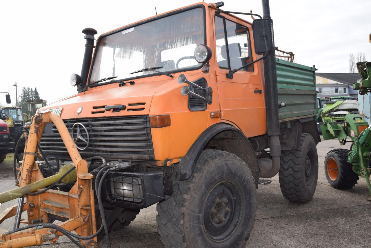 Mercedes-Benz Unimog U 1200 - Komunální/ Speciální technika: obrázek 2 Mercedes-Benz Unimog U 1200 - Komunální/ Speciální technika: obrázek 2