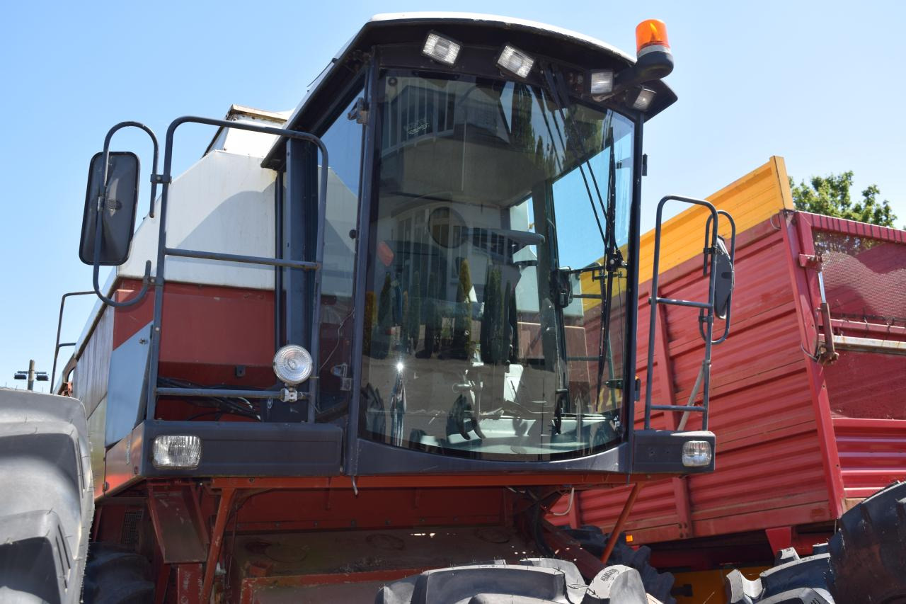 Laverda L624 - Sklízecí mlátička: obrázek 3 Laverda L624 - Sklízecí mlátička: obrázek 3