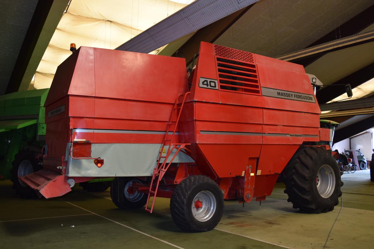 Massey Ferguson MF 40 RS - Sklízecí mlátička: obrázek 4 Massey Ferguson MF 40 RS - Sklízecí mlátička: obrázek 4