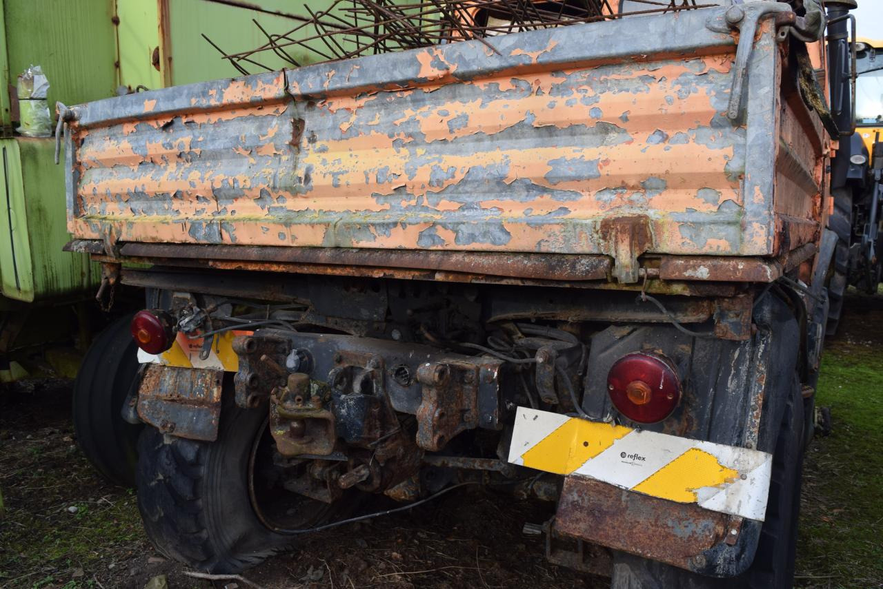 Mercedes-Benz Unimog U1200 - Traktor: obrázek 5 Mercedes-Benz Unimog U1200 - Traktor: obrázek 5