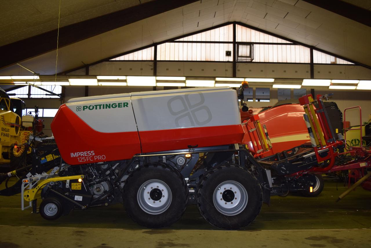 Pöttinger Impress 125 FC Pro *Press-Wickelkombinationen* - Lis na válcové balíky: obrázek 4 Pöttinger Impress 125 FC Pro *Press-Wickelkombinationen* - Lis na válcové balíky: obrázek 4