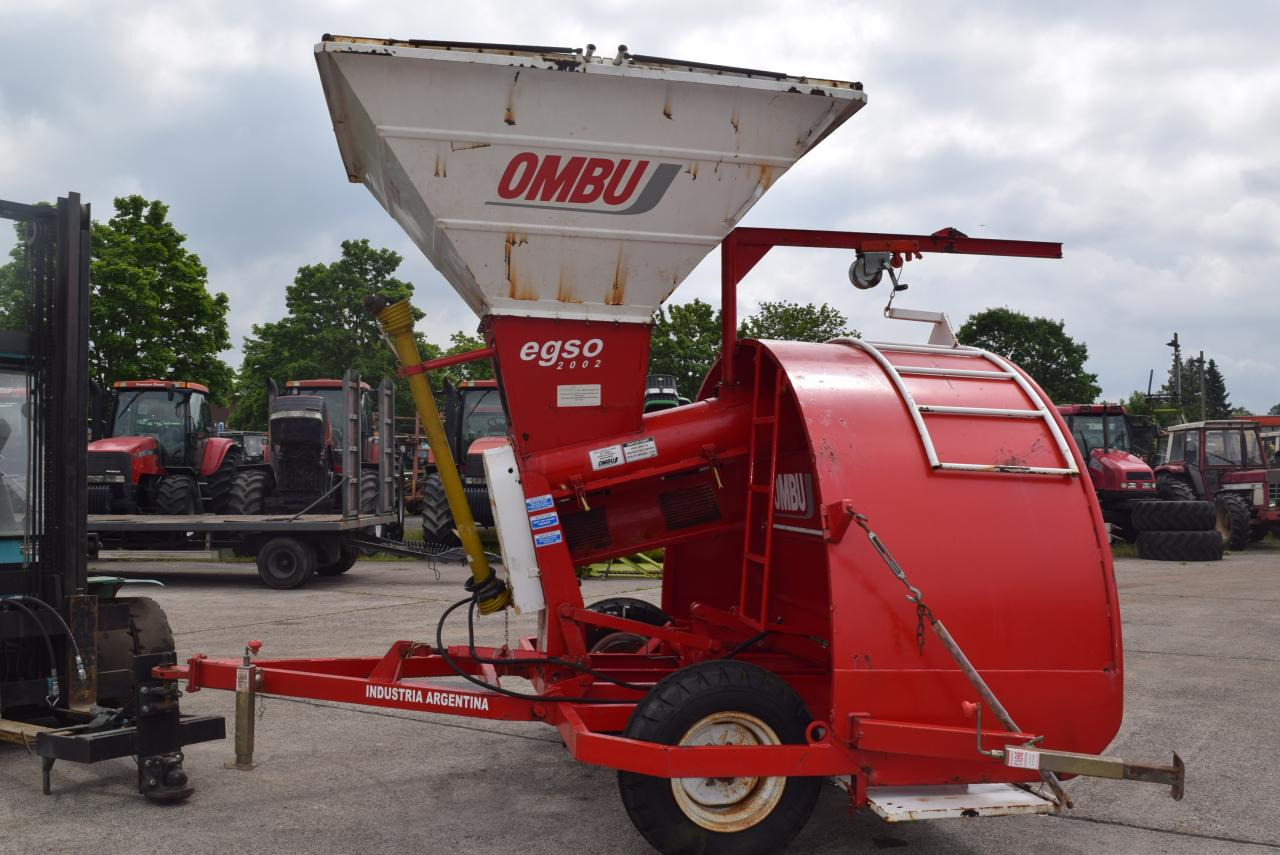Schlauchpresse/Schlauchsilierung Embolsadoras Ombu EGSO 2002 - Stroj po sklizni: obrázek 1 Schlauchpresse/Schlauchsilierung Embolsadoras Ombu EGSO 2002 - Stroj po sklizni: obrázek 1