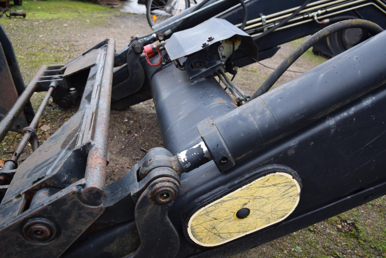 Stoll Robust F71 - Čelní nakladač pro traktor: obrázek 4 Stoll Robust F71 - Čelní nakladač pro traktor: obrázek 4