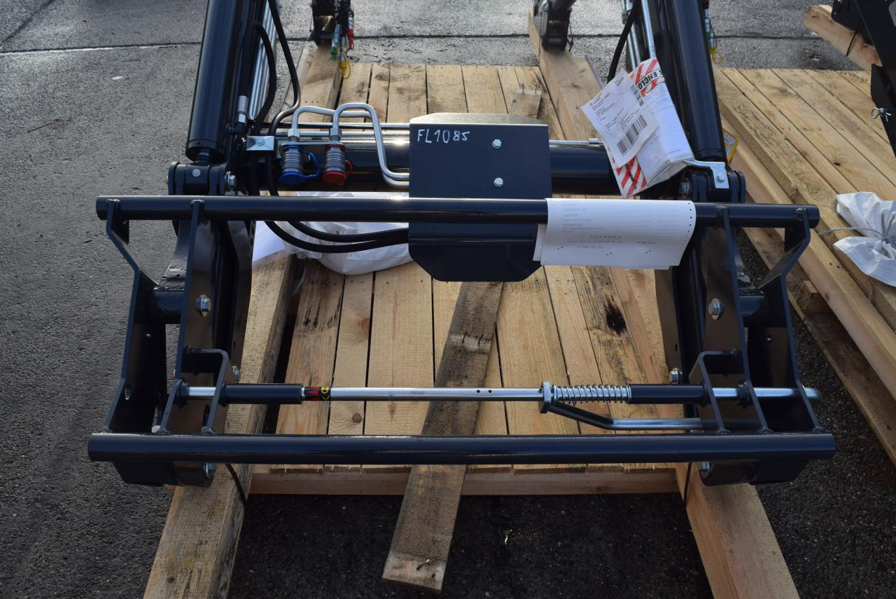 Stoll Solid 38-20 P - Čelní nakladač pro traktor: obrázek 4 Stoll Solid 38-20 P - Čelní nakladač pro traktor: obrázek 4