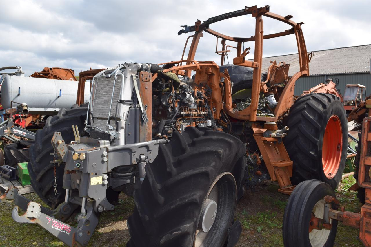 Valtra T234 *zur Teileverwertung* - Traktor: obrázek 2 Valtra T234 *zur Teileverwertung* - Traktor: obrázek 2
