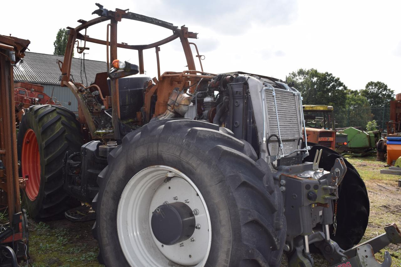 Valtra T234 *zur Teileverwertung* - Traktor: obrázek 3 Valtra T234 *zur Teileverwertung* - Traktor: obrázek 3